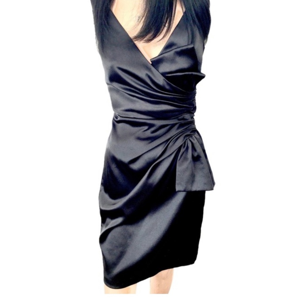 Maggie London knee length dress